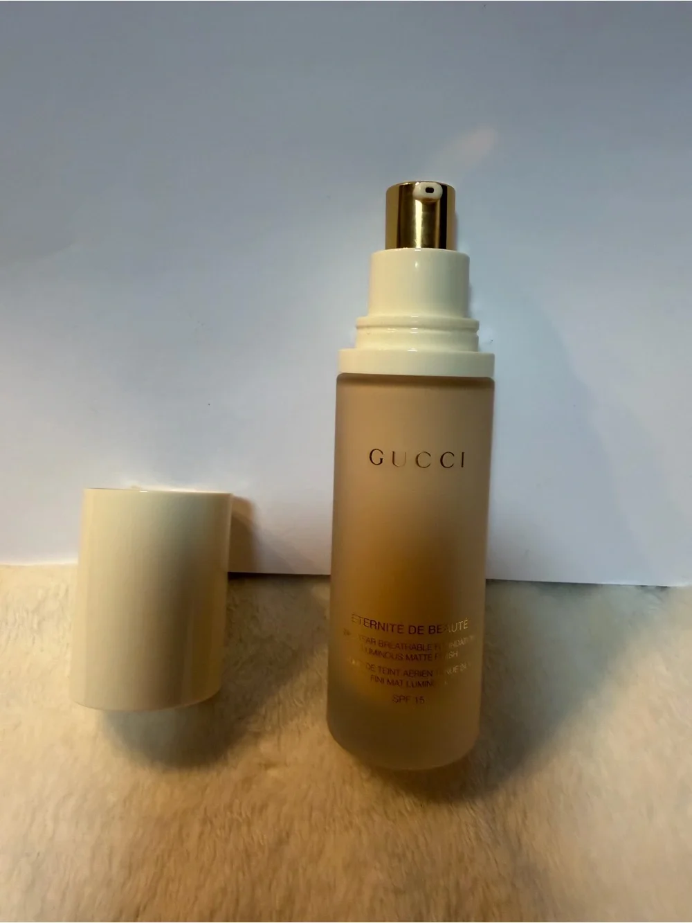 Gucci lightweight foundation